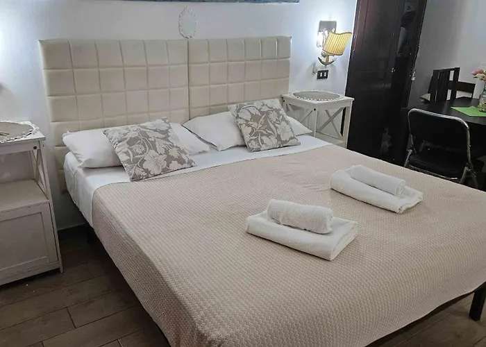 Cavour Colosseo Apartment *