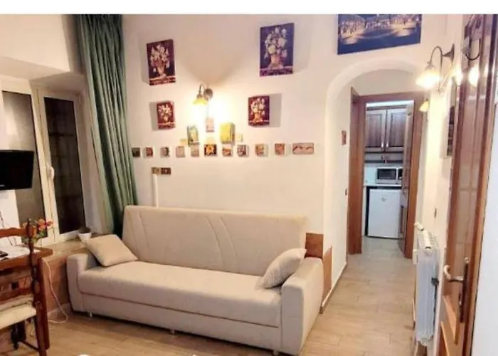 Cavour Colosseo Apartment *