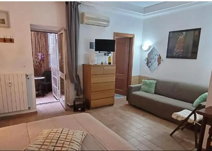 Cavour Colosseo Apartment Rom